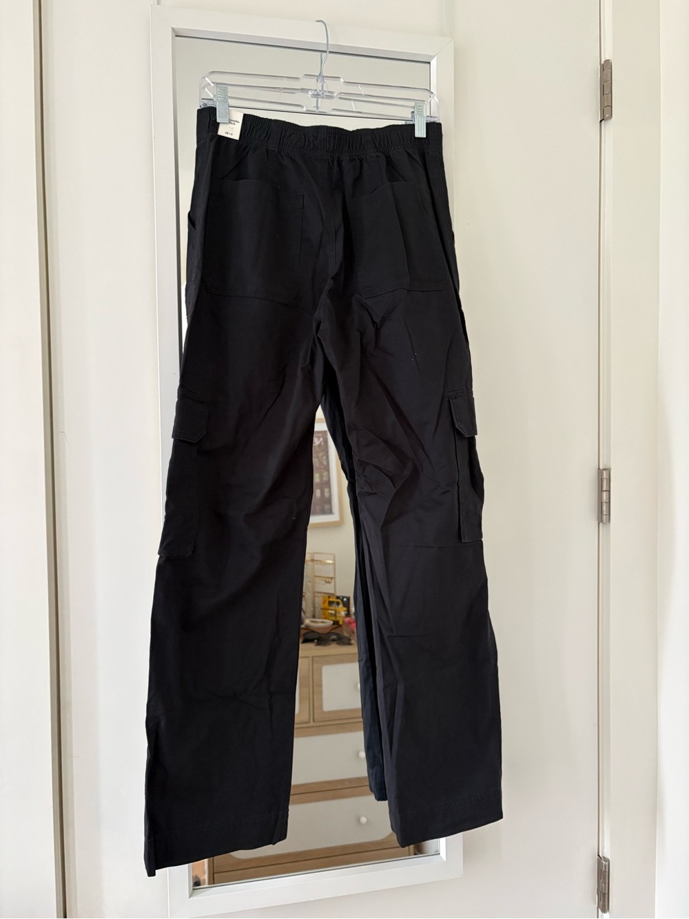 Abercrombie & Fitch Black Cargo Pants with Flared Leg - Picture 2 of 3
